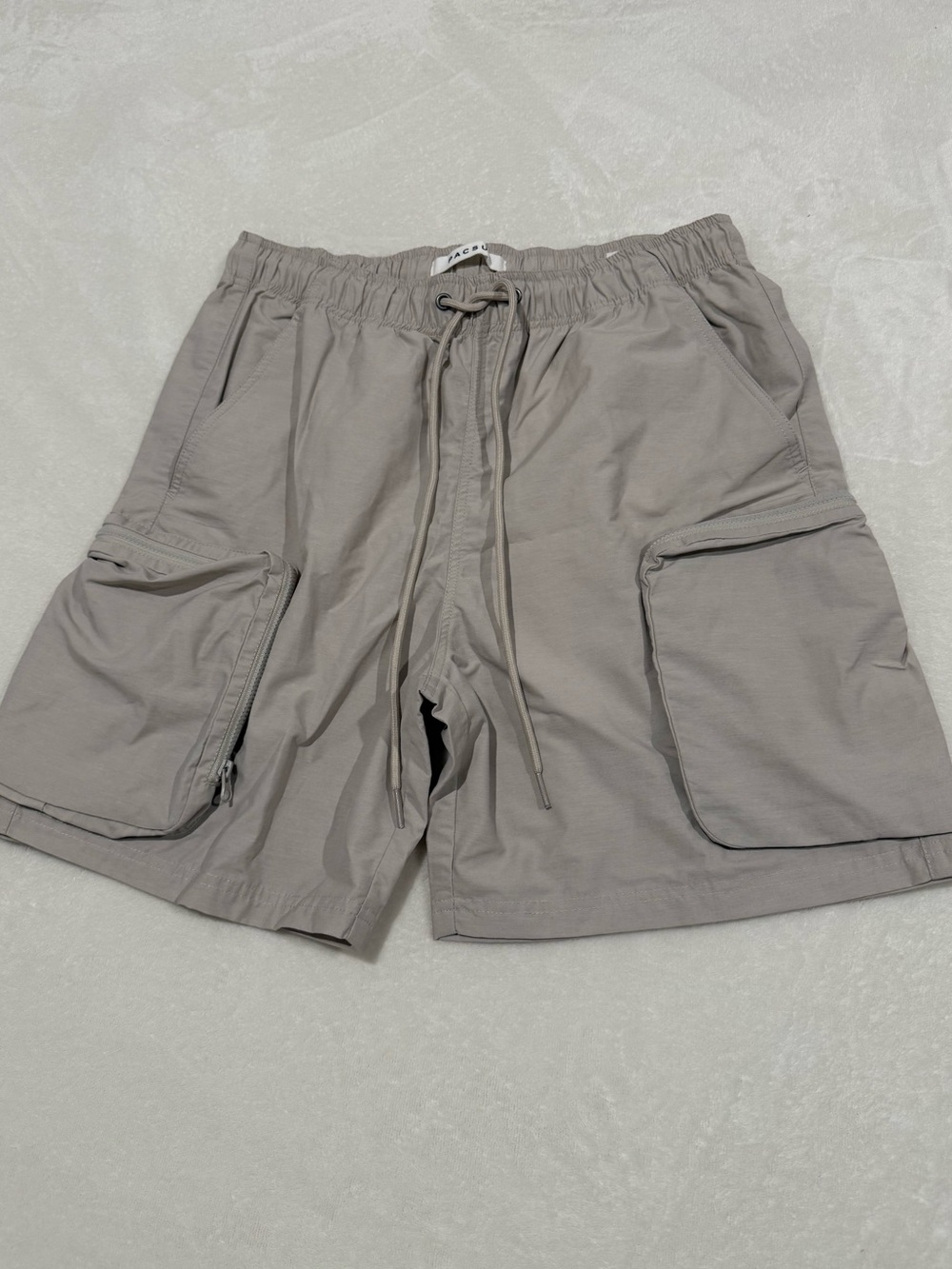 PacSun Men's Cargo Shorts in Light Taupe